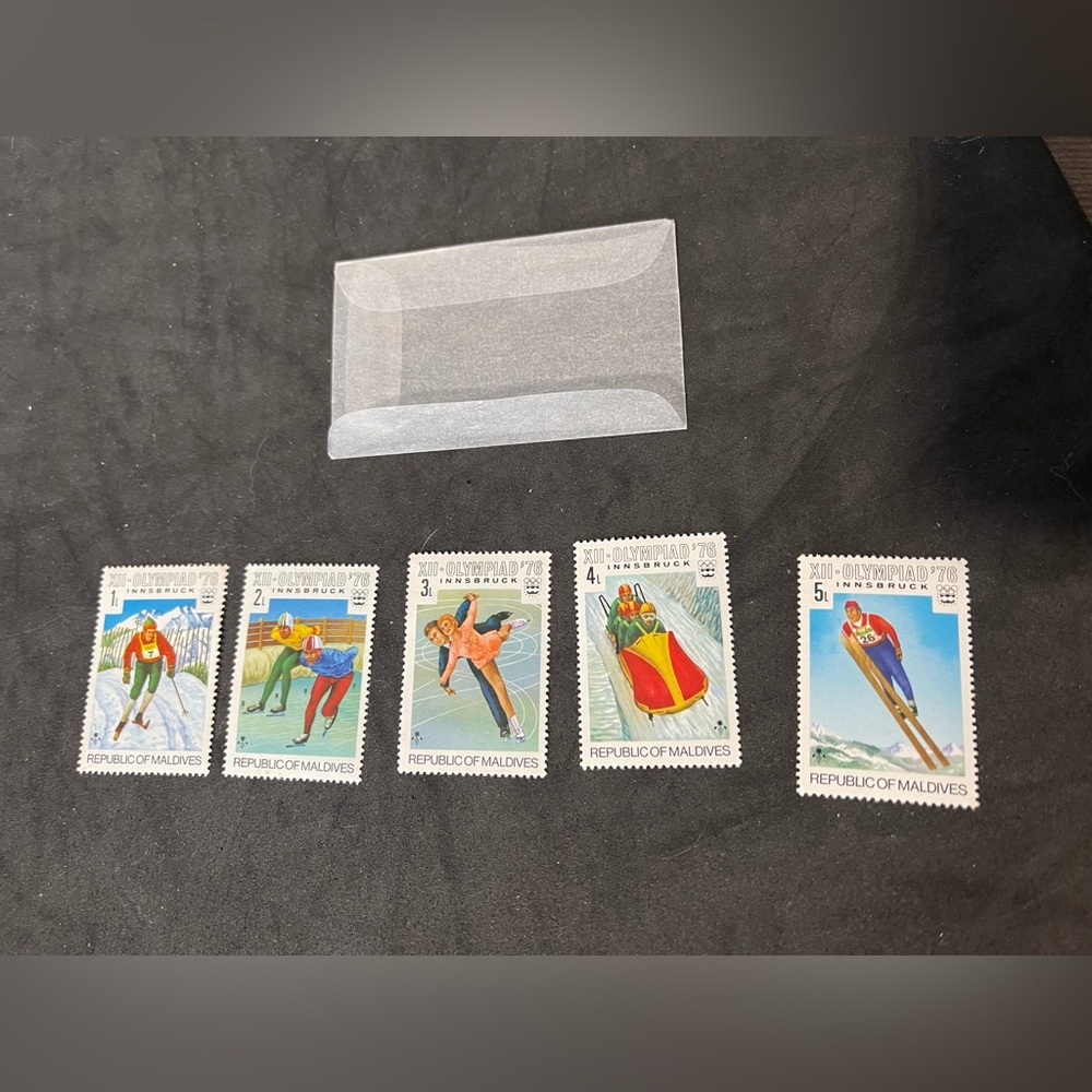 5 Vintage Republic of Maldives XII Olympic Winter Games Stamp Set 1976 Austria